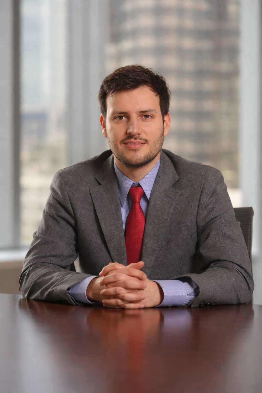 Javier Valenzuela — Abogado